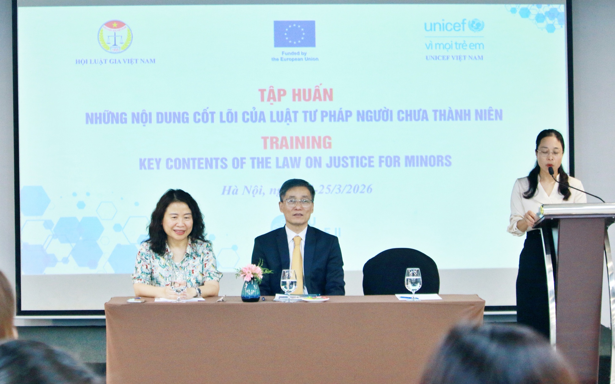 Hạn chế trừng phạt với người chưa thành niên: Tập huấn nâng cao năng lực luật gia