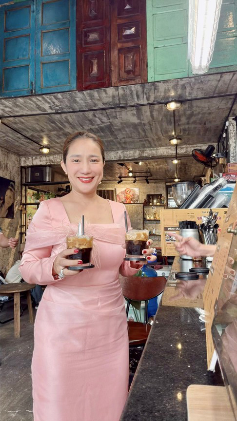 NSƯT C&aacute;t Tường phải đ&oacute;ng cửa qu&aacute;n cafe sau gần 1 năm mở b&aacute;n - Ảnh 1.