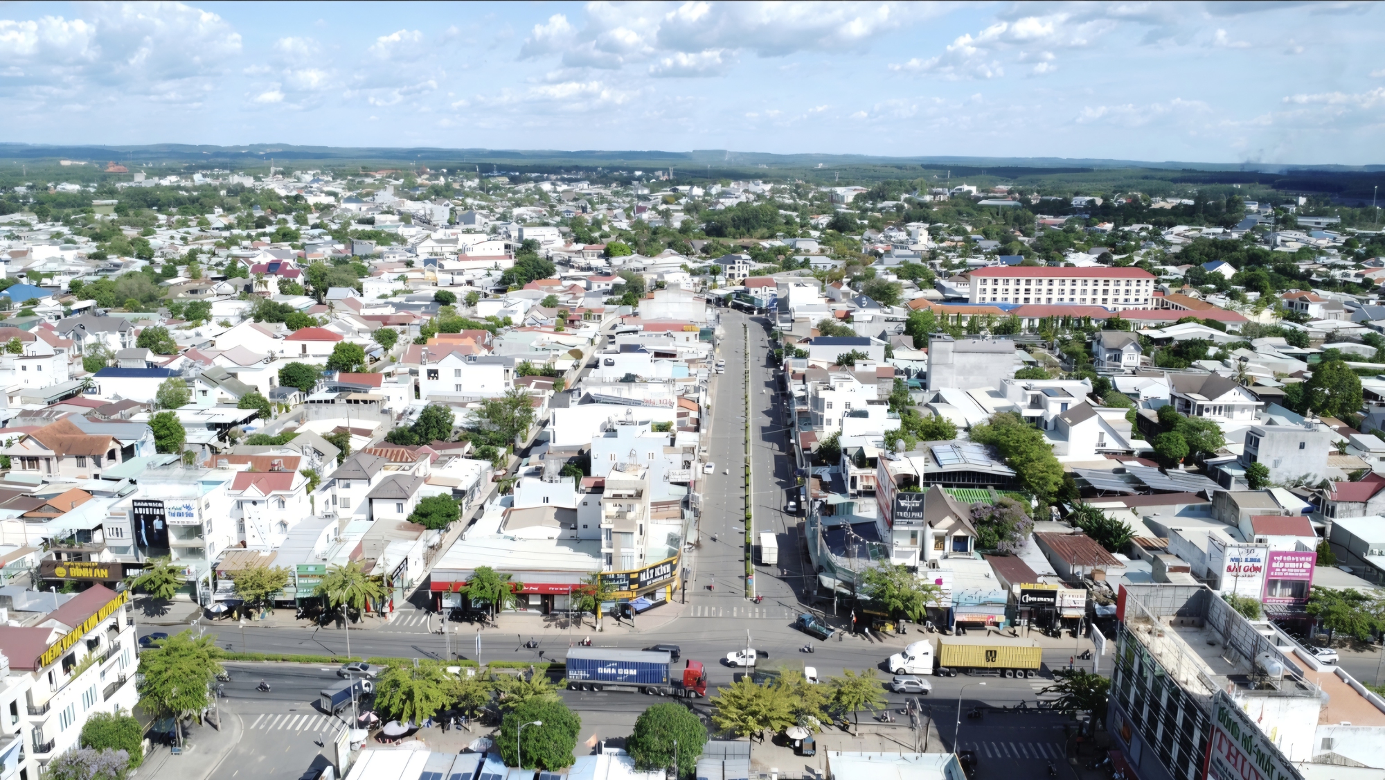 Đồng Nai lấy ý kiến Nhân dân về đề án thành lập thành phố trực thuộc Trung ương - Ảnh 3.