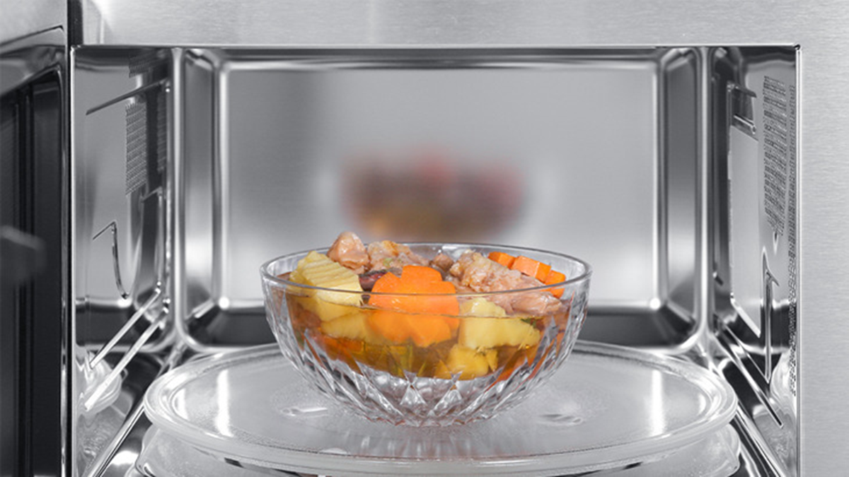 5 loại thực phẩm sẽ phát nổ trong lò vi sóng, đừng dại dột thử nhất cái đứng đầu bảng - Ảnh 2.