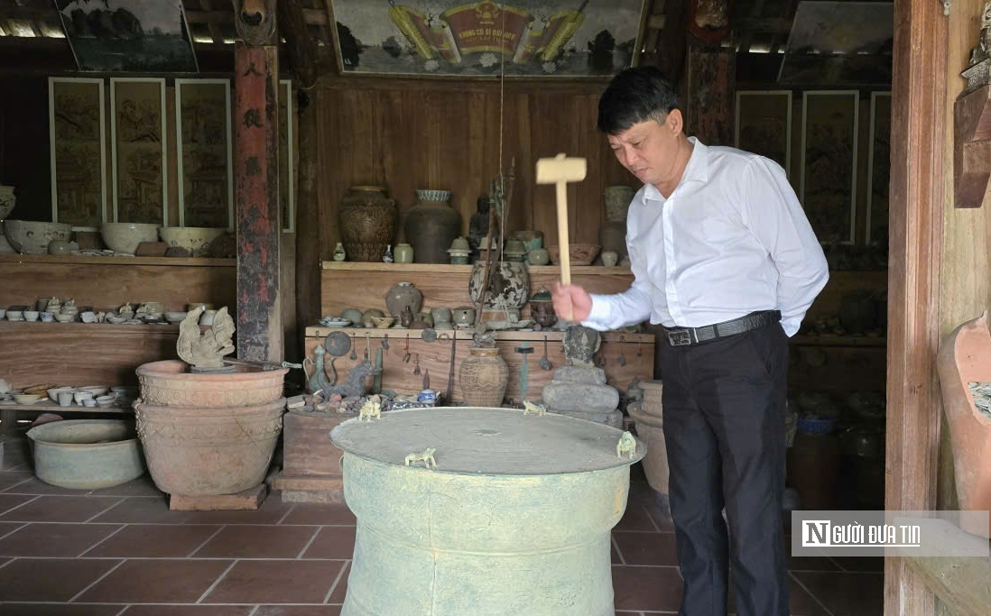 Học hết lớp 3, gã thợ hồ lấy được vợ đẹp và trở thành 