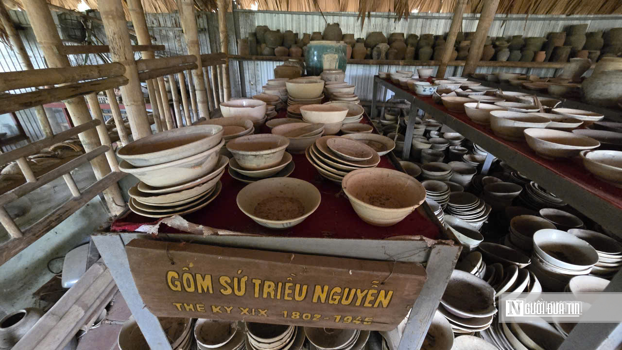 Học hết lớp 3, gã thợ hồ lấy được vợ đẹp và trở thành 