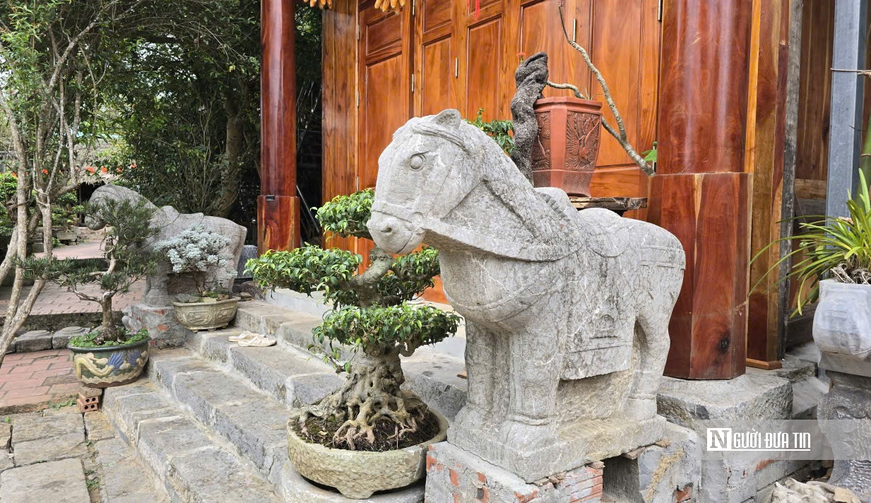 Học hết lớp 3, gã thợ hồ lấy được vợ đẹp và trở thành 