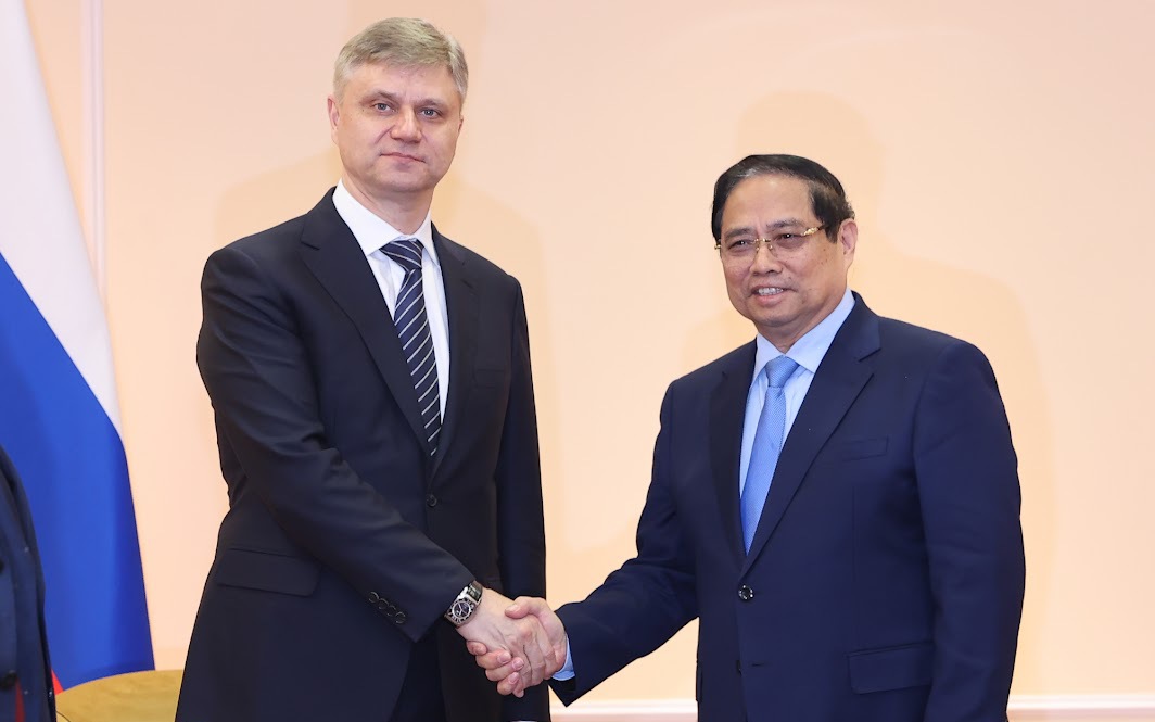 Thủ tướng Phạm Minh Chính thúc đẩy hợp tác đường sắt Việt - Nga, khôi phục vận tải liên vận