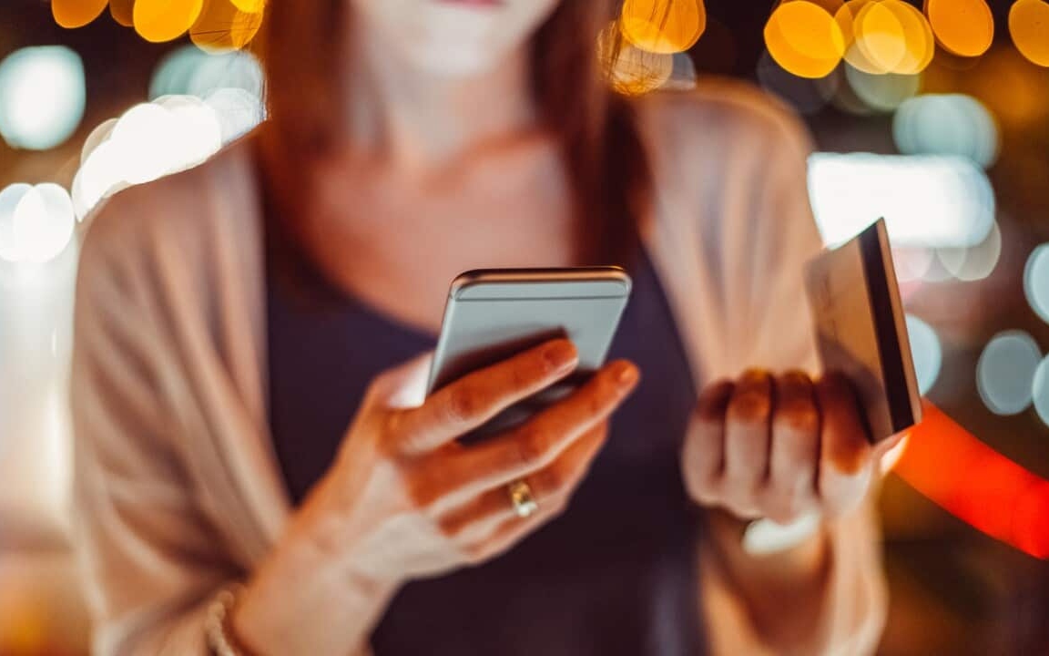 Cảnh báo thủ đoạn lừa đảo mới nhắm vào phụ nữ sau sinh và người mua sắm trực tuyến