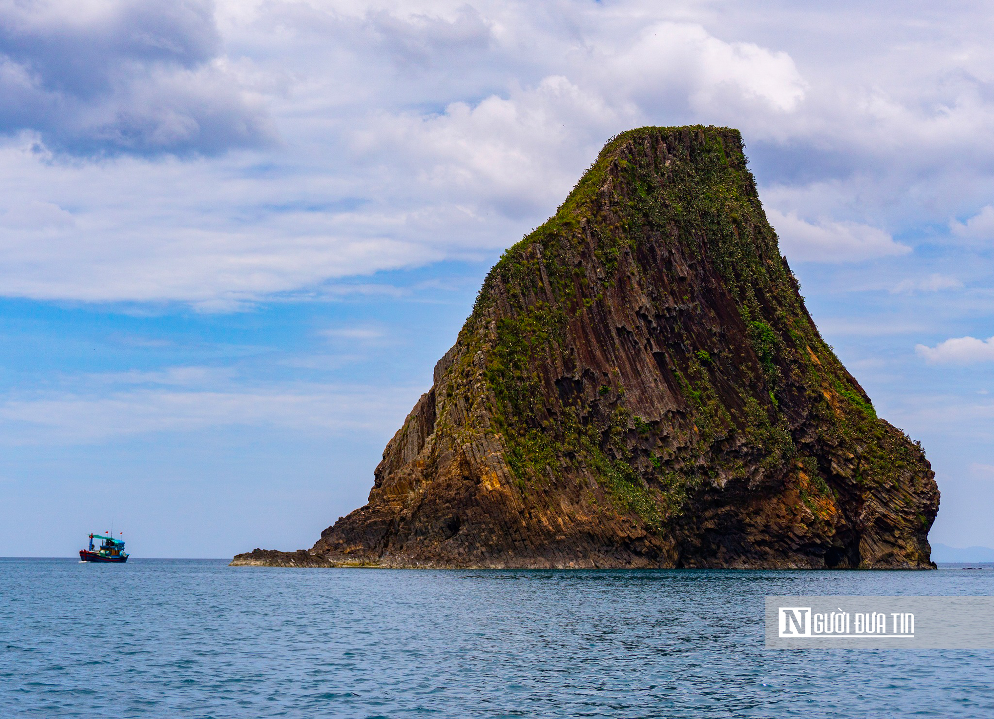 Ngắm vẻ đẹp hiếm c&oacute; của H&ograve;n Yến, nơi chẳng cần lặn biển vẫn c&oacute; thể ngắm san h&ocirc;- Ảnh 4.