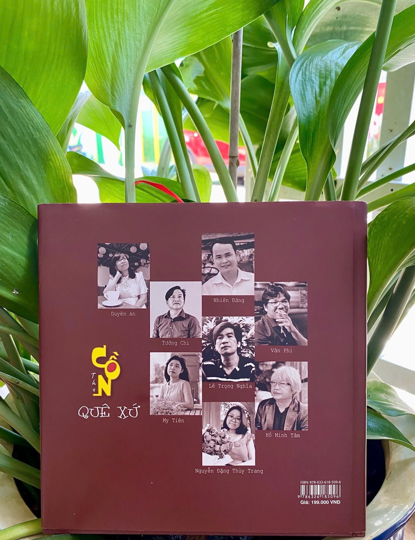 Cồn, một tập thơ... lạ- Ảnh 2.