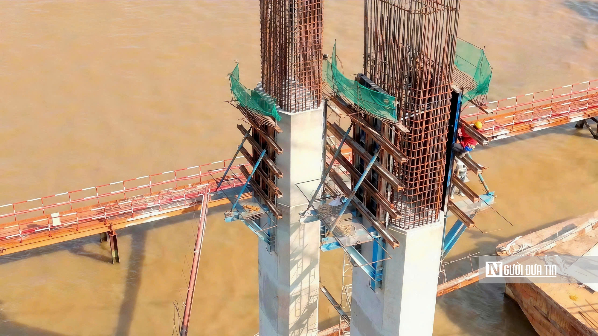 Đại công trình vượt sông Hậu trị giá gần 4.000 tỷ đồng dần lộ diện- Ảnh 12.