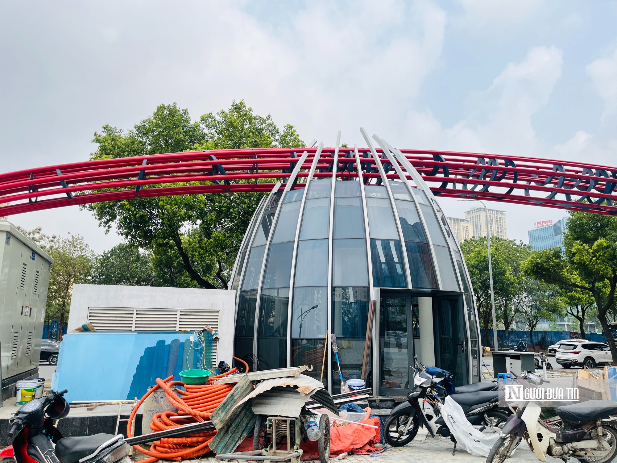 Cận cảnh kiến trúc độc đáo của Nhà hát Tuổi Trẻ cơ sở 2 giữa lòng Hà Nội - Ảnh 9.