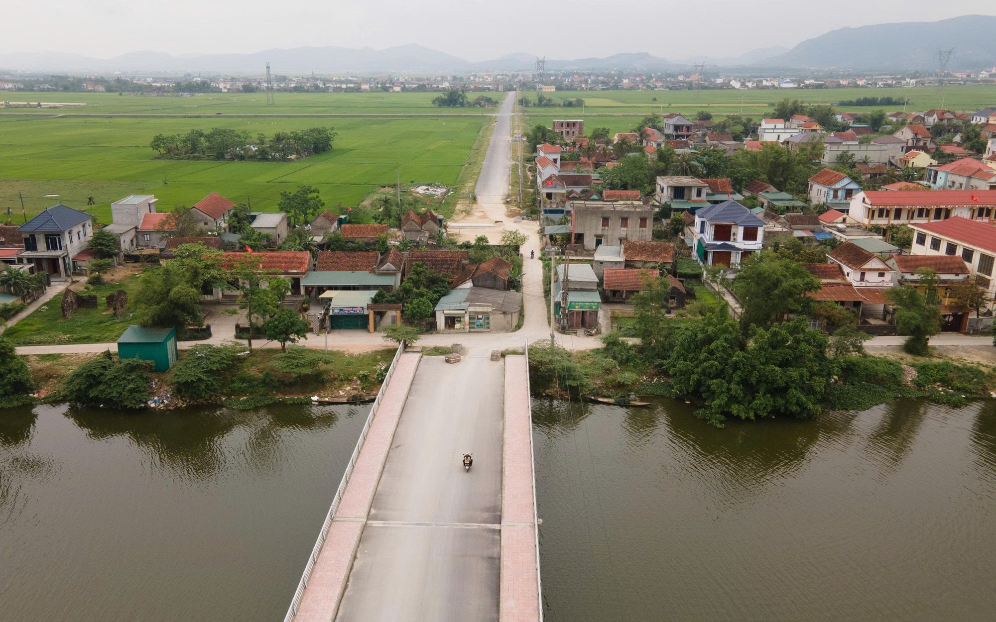 Dự án 130 tỷ đồng ở Quảng Trị dang dở vì vướng mặt bằng, tiềm ẩn nguy cơ tai nạn
