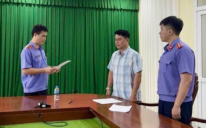 Cựu Cán Bộ Công An Vĩnh Long Bị Khởi Tố Vì Che Giấu Tội Phạm Giao Thông
