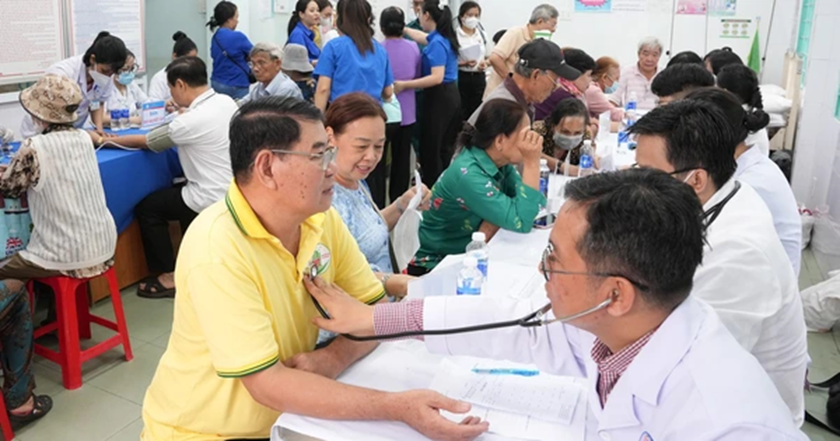 Tp.HCM mở 60 điểm khám tầm soát ung thư miễn phí cho người dân - Ảnh 1.