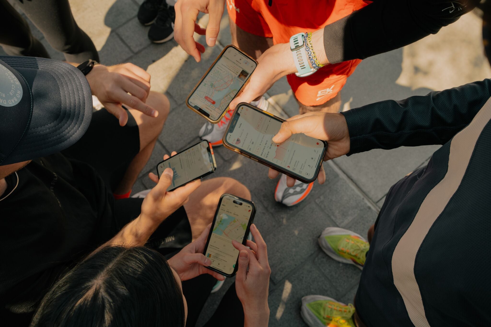 Ứng dụng Strava chính thức hỗ trợ tiếng Việt - Ảnh 1.