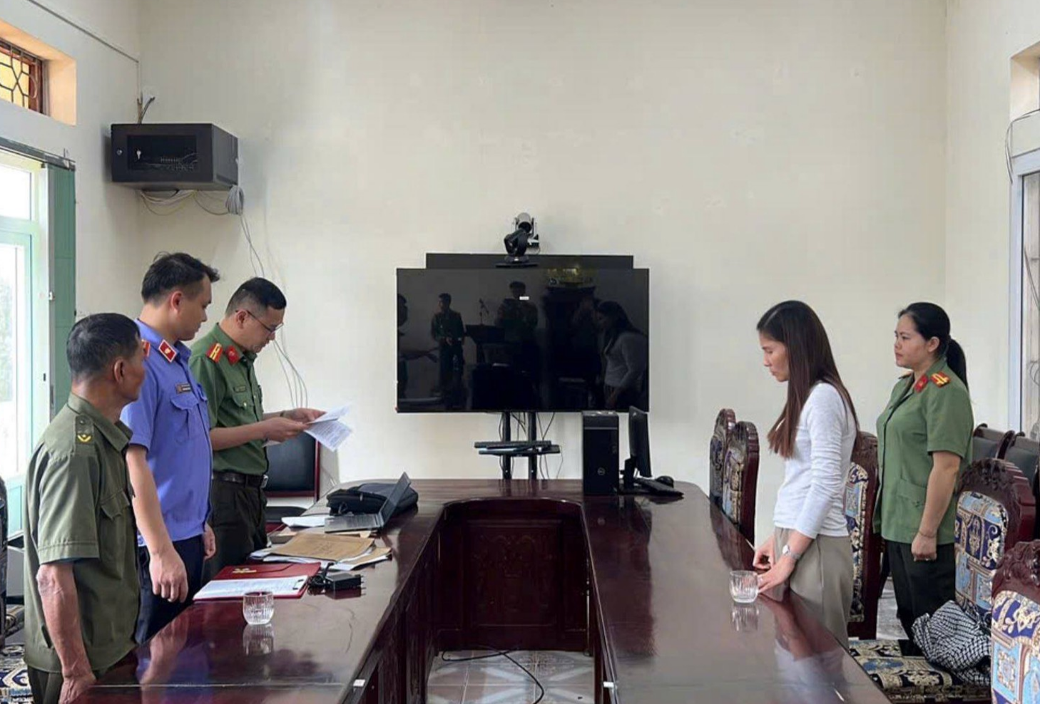 Khởi tố nữ giám đốc “vẽ” hàng loạt hóa đơn khống, hợp thức hóa xuất khẩu sang Trung Quốc- Ảnh 1.