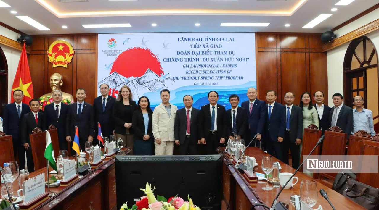 Gia Lai tiếp đo&agrave;n đại biểu ngoại giao tham dự chương tr&igrave;nh "Du xu&acirc;n hữu nghị" - Ảnh 1.