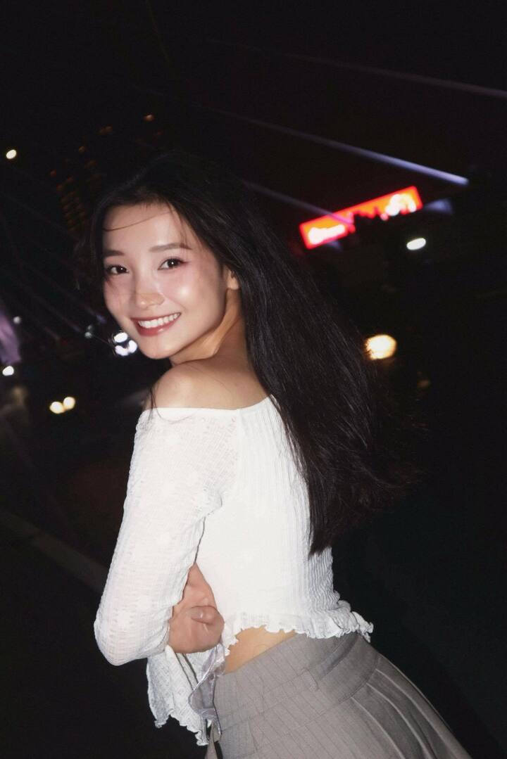 Nhan sắc dịu d&agrave;ng của nữ diễn vi&ecirc;n đ&oacute;ng cảnh g&acirc;y &aacute;m ảnh trong Quỷ nhập tr&agrave;ng 2 - Ảnh 12.