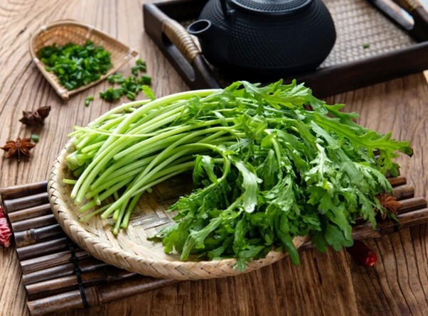 Loại rau l&agrave; "m&oacute;n ăn của Ho&agrave;ng đế", hương thơm độc đ&aacute;o, tươi m&aacute;t - Ảnh 2.