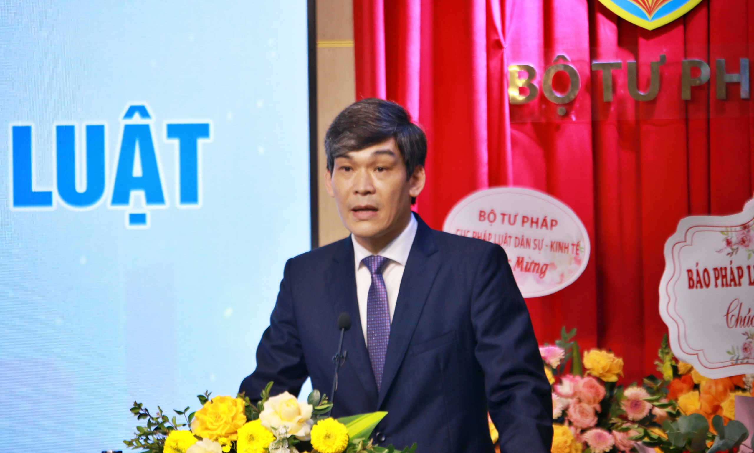 Ra mắt Quỹ hỗ trợ xây dựng chính sách, pháp luật- Ảnh 2.