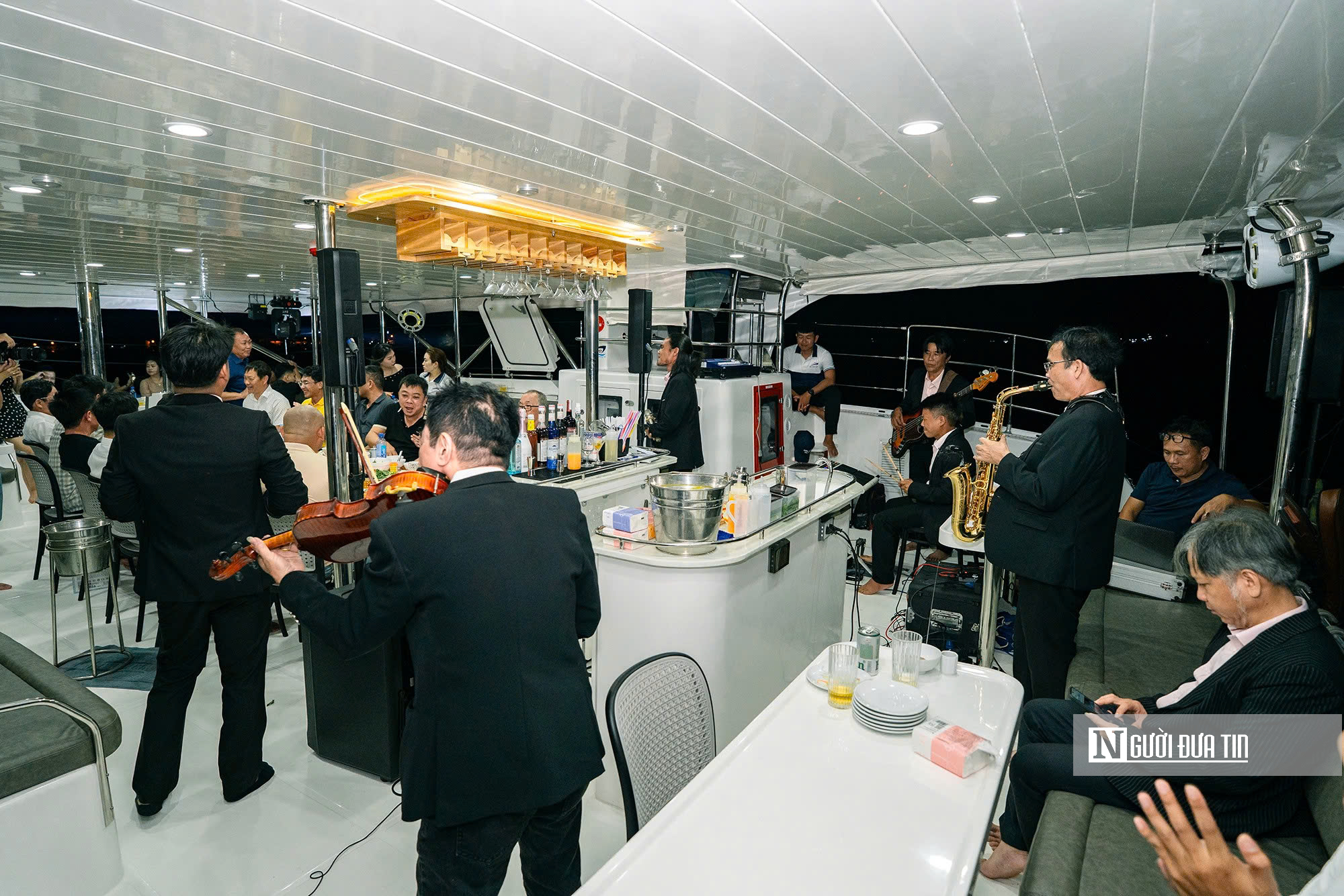 Khai mạc Năm Du lịch Quốc gia – Gia Lai 2026: Bùng nổ cảm xúc từ sân khấu thực cảnh đến Mega concert- Ảnh 12. Khai mạc Năm Du lịch Quốc gia – Gia Lai 2026: Bùng nổ cảm xúc từ sân khấu thực cảnh đến Mega concert- Ảnh 12.