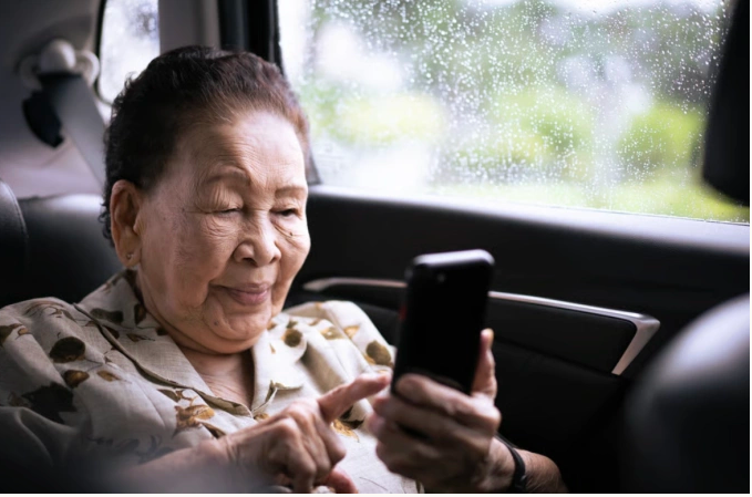 Sập bẫy tình “tổng tài AI