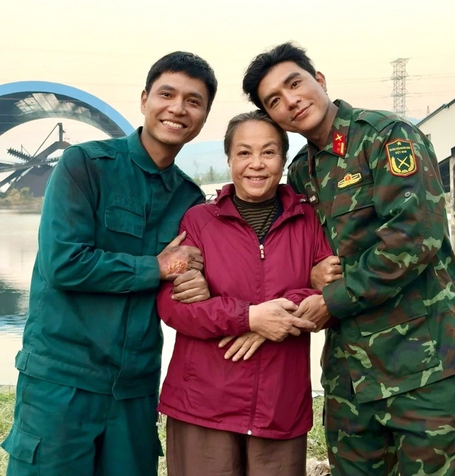 "Nam thần vai phụ" của VTV, tiết lộ chuyện từng muốn bỏ nghề - Ảnh 1.