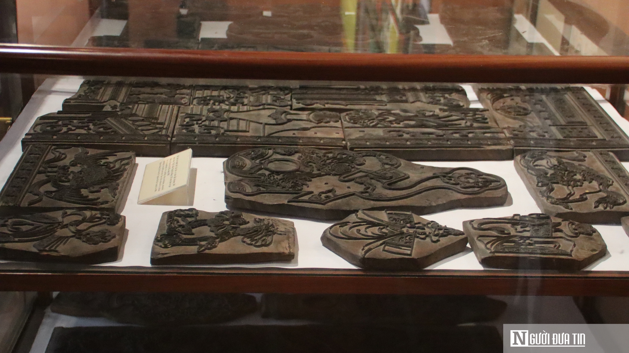 Bộ khuôn tranh khắc gỗ 200 năm tuổi được trả 200 triệu chủ nhà không bán - Ảnh 5.