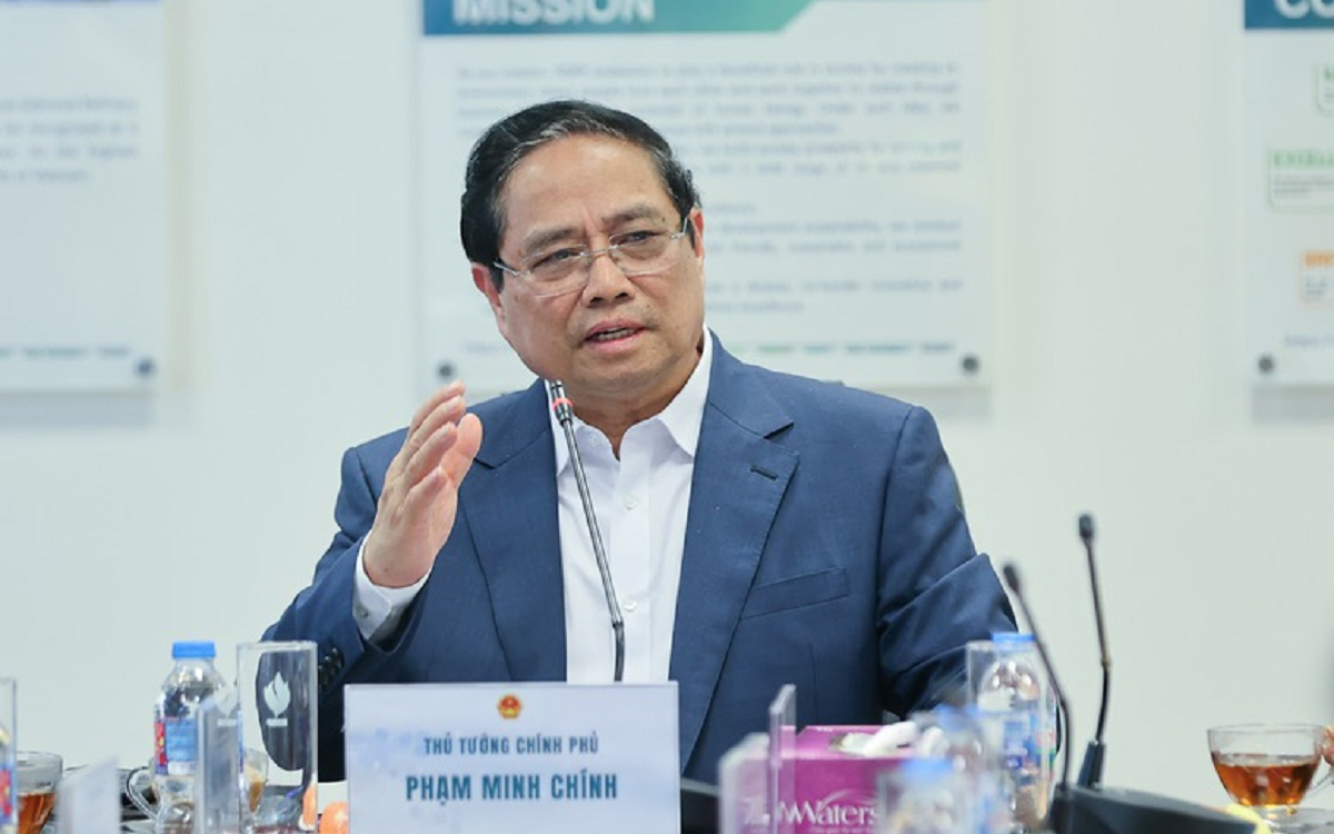 Thủ tướng Phạm Minh Chính khảo sát địa điểm xây kho dự trữ xăng dầu chiến lược tại Nghi Sơn