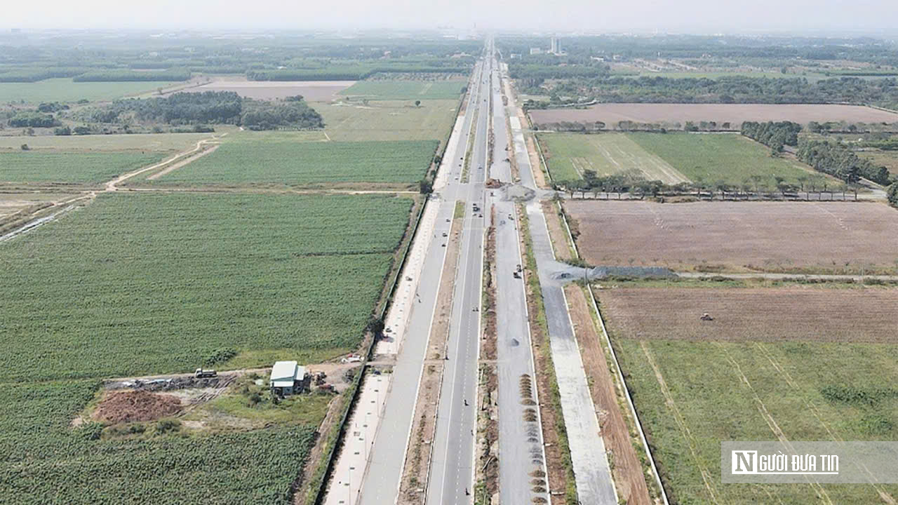 Đồng Nai quyết liệt gỡ vướng mặt bằng đường 25B, 25C, quyết tâm hoàn thành trong tháng 3/2026- Ảnh 1. Đồng Nai quyết liệt gỡ vướng mặt bằng đường 25B, 25C, quyết tâm hoàn thành trong tháng 3/2026- Ảnh 1.