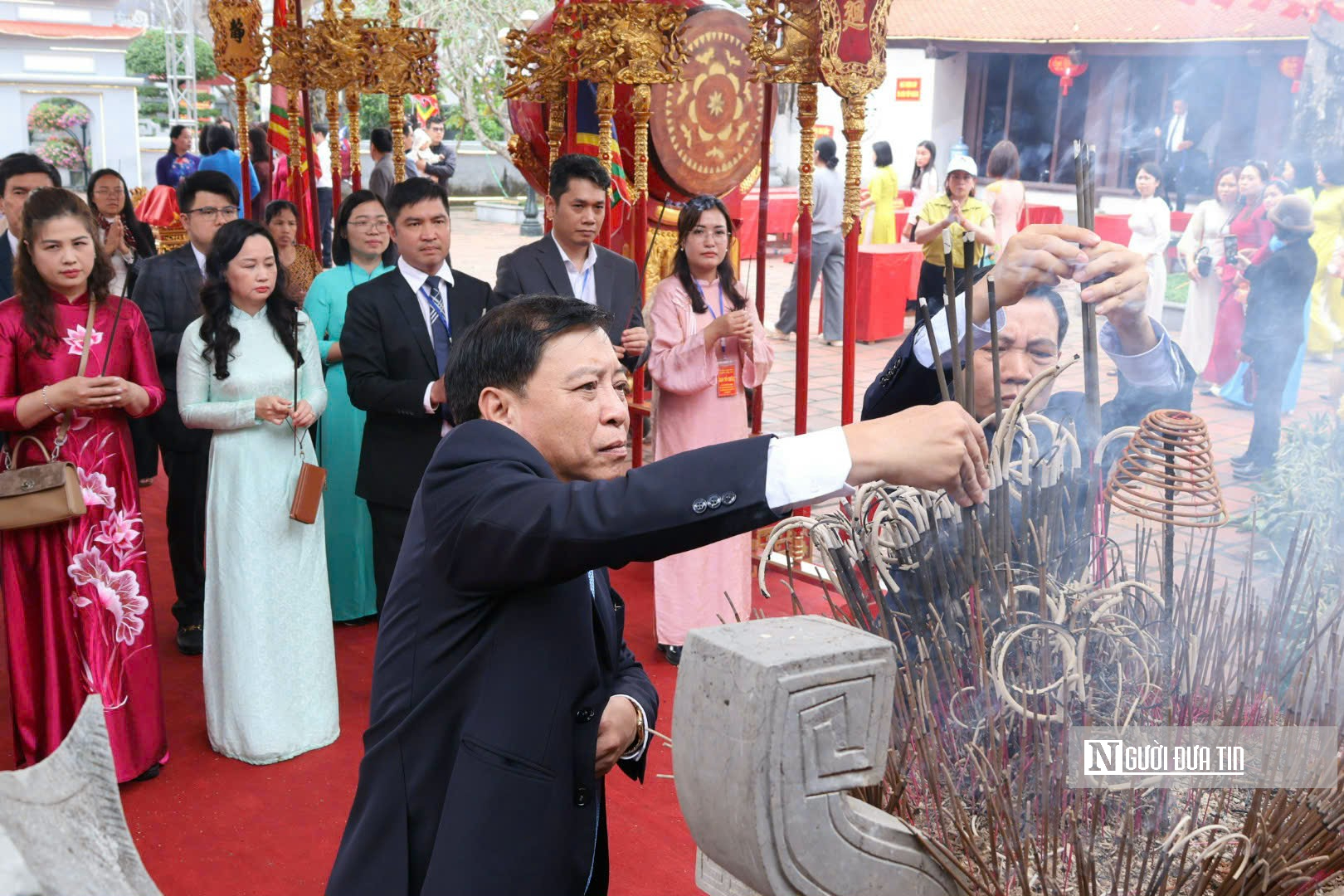 H&agrave;ng ngh&igrave;n người về khai hội Từ Lương X&acirc;m- Ảnh 1.