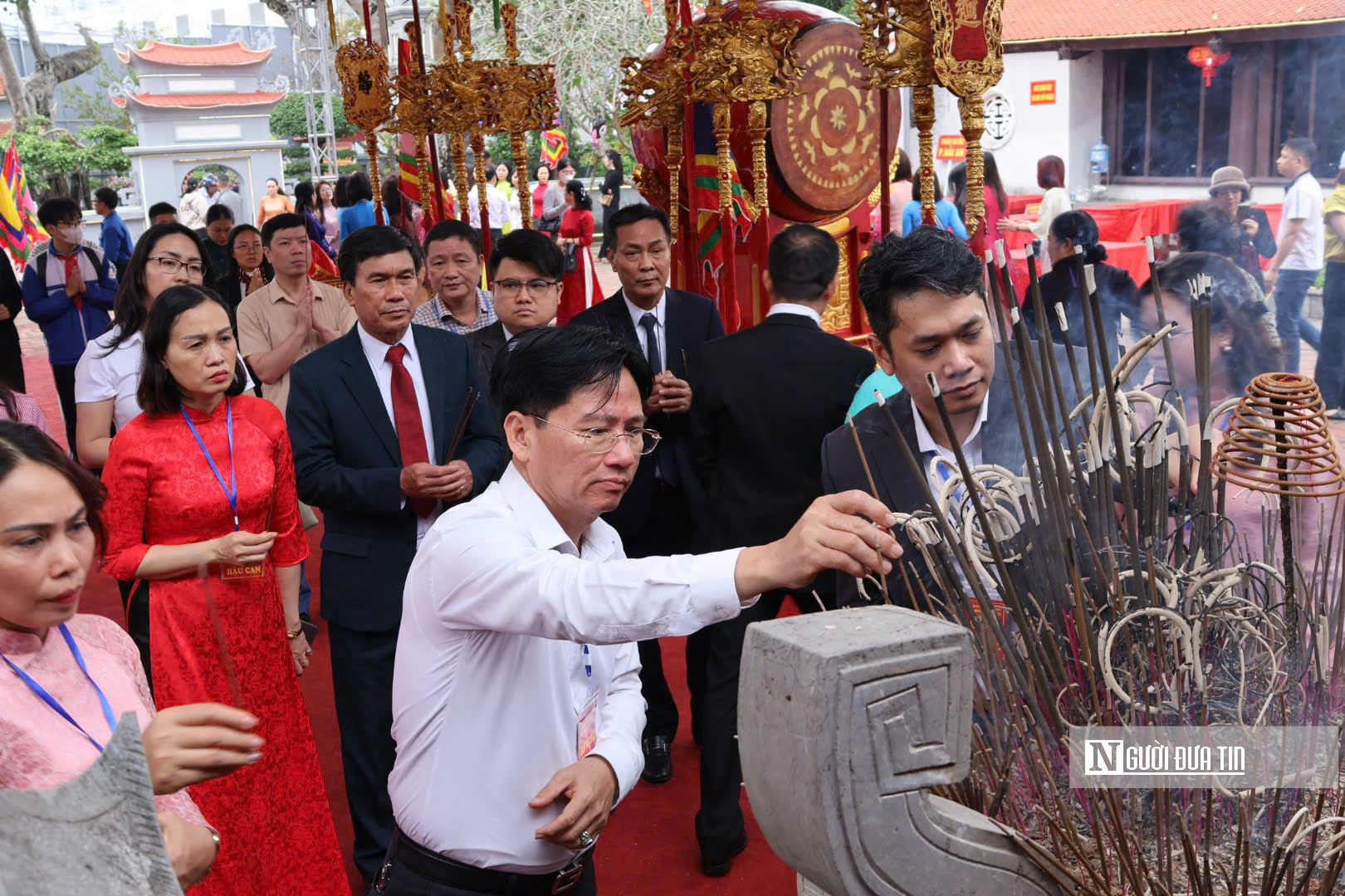 H&agrave;ng ngh&igrave;n người về khai hội Từ Lương X&acirc;m- Ảnh 12.