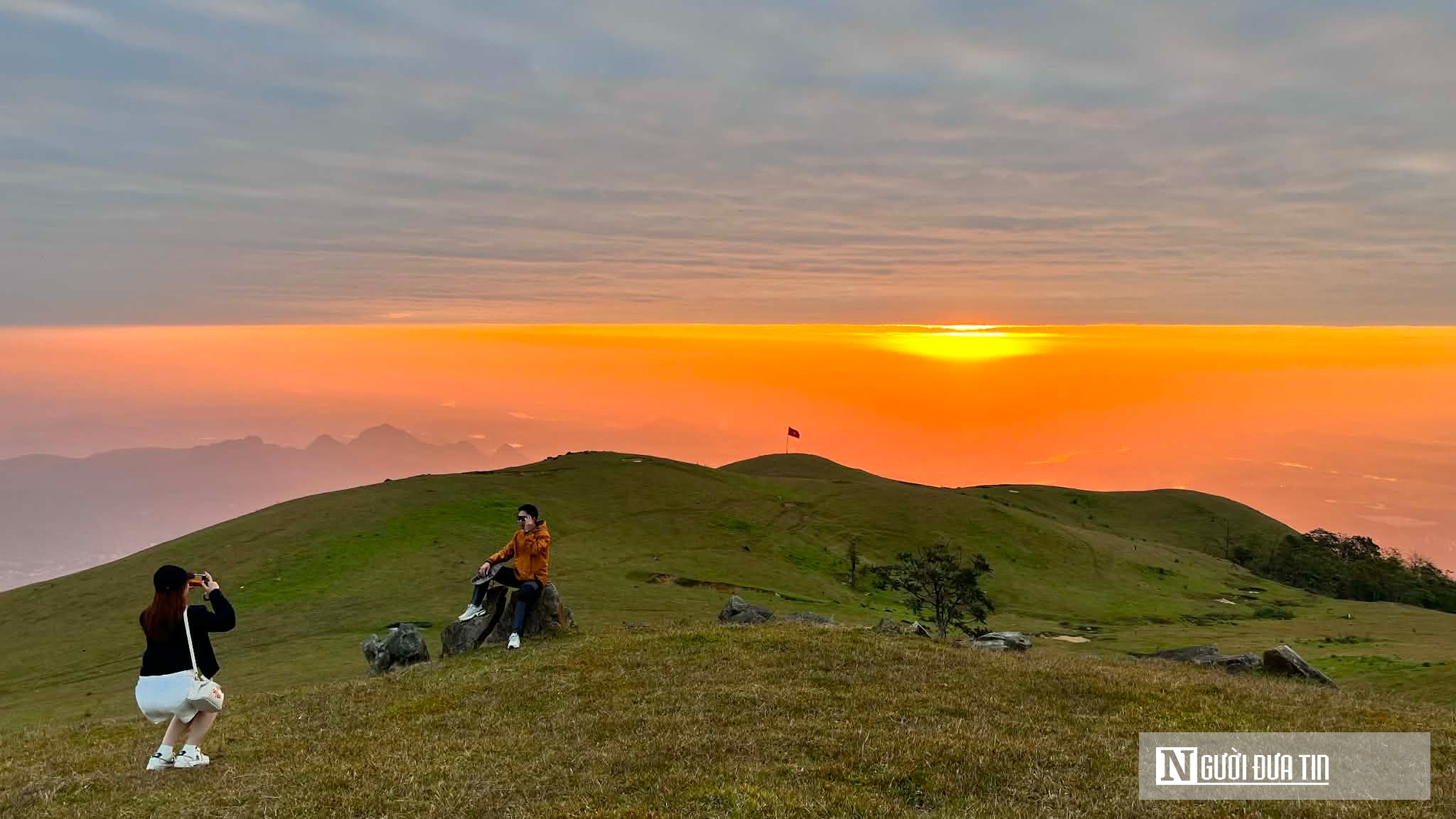 Điểm săn mây đẹp mê hồn trên đỉnh Pù Xèo, 'Tà Xùa thứ hai' ở xứ Thanh vẫn chưa được nhiều người biết đến- Ảnh 11. Điểm săn mây đẹp mê hồn trên đỉnh Pù Xèo, 'Tà Xùa thứ hai' ở xứ Thanh vẫn chưa được nhiều người biết đến- Ảnh 11.