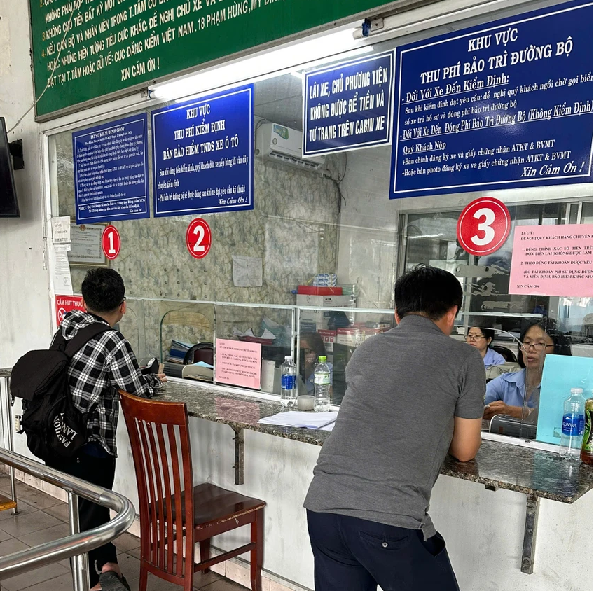 Kiểm định khí thải ô tô theo quy trình kiểm tra mới,  người dân cần lưu ý gì? - Ảnh 1.