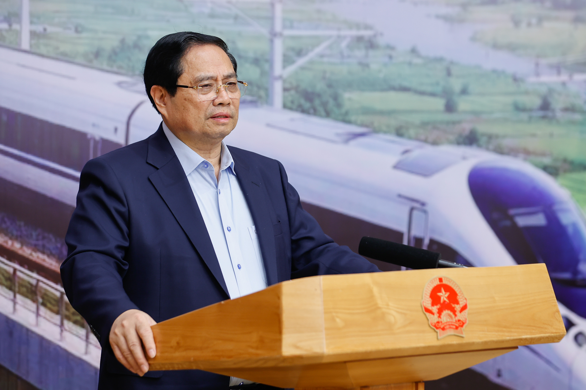 Thủ tướng: "Không lãng phí một ngày" với các dự án đường sắt - Ảnh 1.