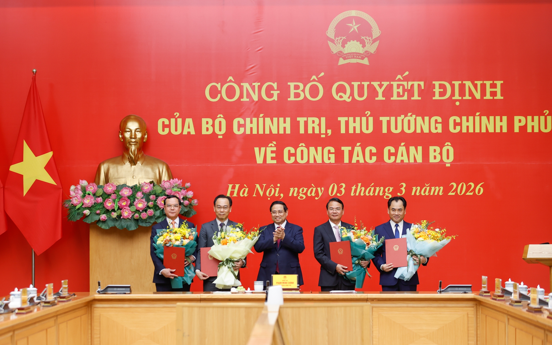 Bộ Chính trị và Thủ tướng điều động, bổ nhiệm loạt lãnh đạo chủ chốt