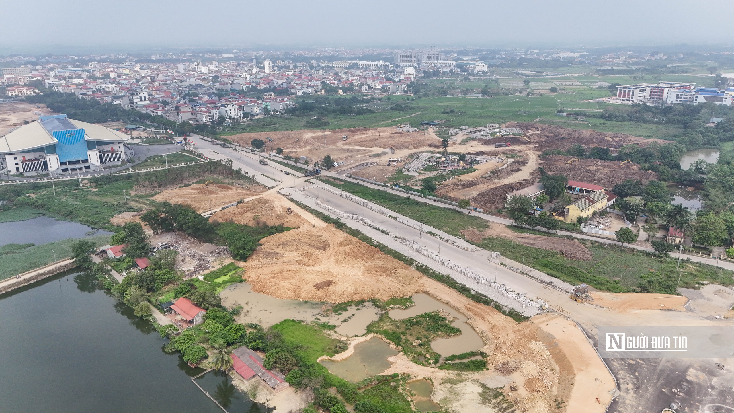 H&agrave; Nội: Xử l&yacute; nghi&ecirc;m những h&agrave;nh vi l&agrave;m rơi v&atilde;i vật liệu v&agrave; chở qu&aacute; tải - Ảnh 3.