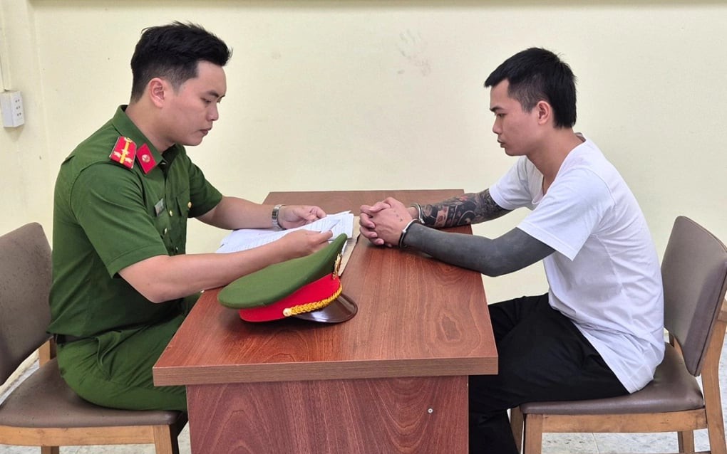 TikToker 'Tàng Keng Ông Trùm' và 'Dù Bầu Trời' bị truy tố vì xâm phạm lợi ích Nhà nước