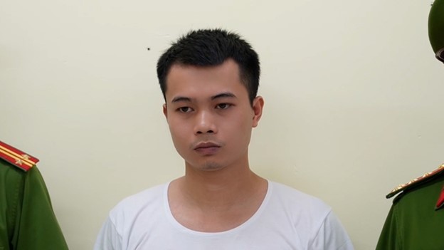 Truy tố 2 TikToker "Tàng Keng Ông Trùm" và "Dù Bầu Trời"- Ảnh 1. Truy tố 2 TikToker "Tàng Keng Ông Trùm" và "Dù Bầu Trời"- Ảnh 1.