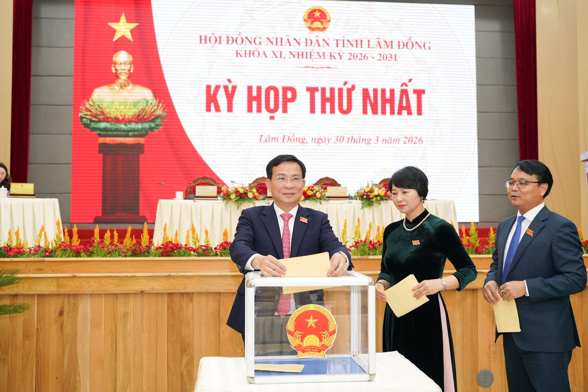 Lâm Đồng kiện toàn lãnh đạo HĐND, UBND tỉnh nhiệm kỳ 2026–2031- Ảnh 2.