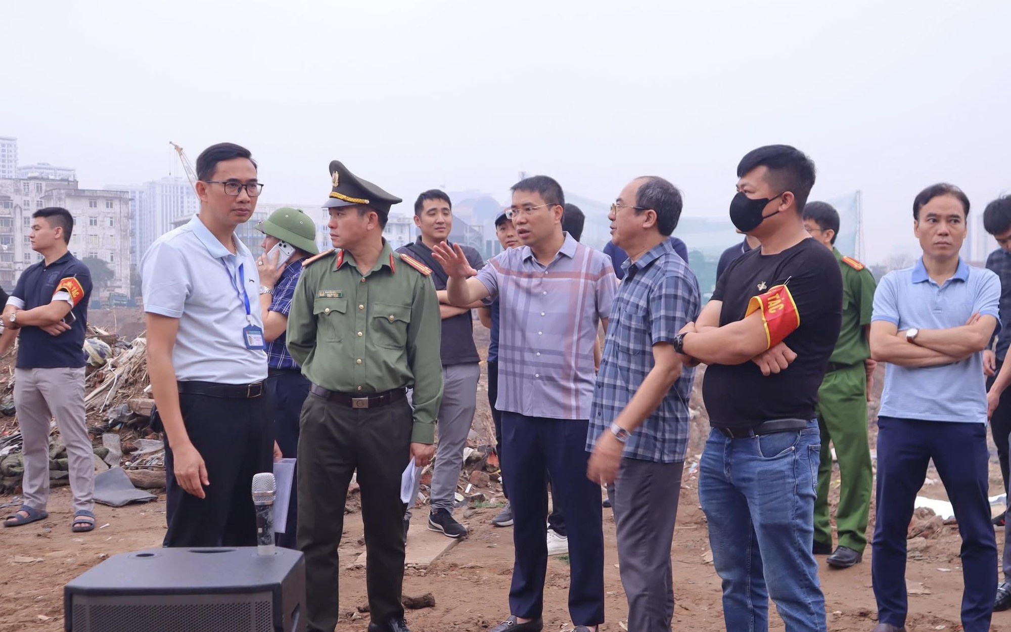 Phường Từ Liêm cưỡng chế 27 trường hợp vi phạm đất đai, tháo gỡ điểm nghẽn dự án Hồ Phú Đô