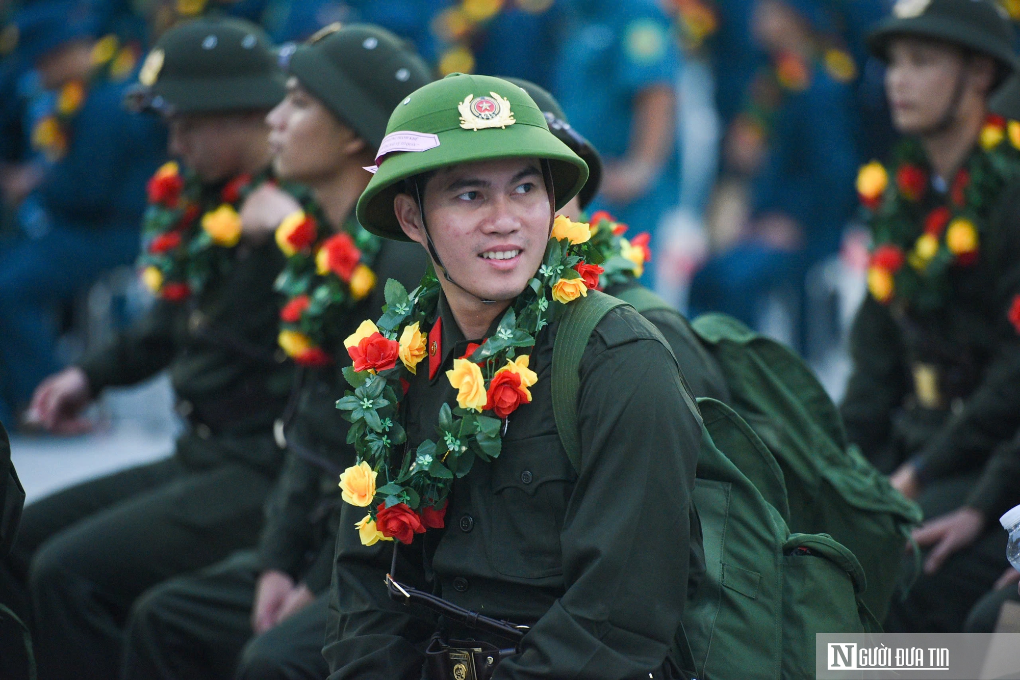 Trang trọng, xúc động ngày hội tòng quân cho hàng ngàn thanh niên Đà Nẵng- Ảnh 4. Trang trọng, xúc động ngày hội tòng quân cho hàng ngàn thanh niên Đà Nẵng- Ảnh 4.