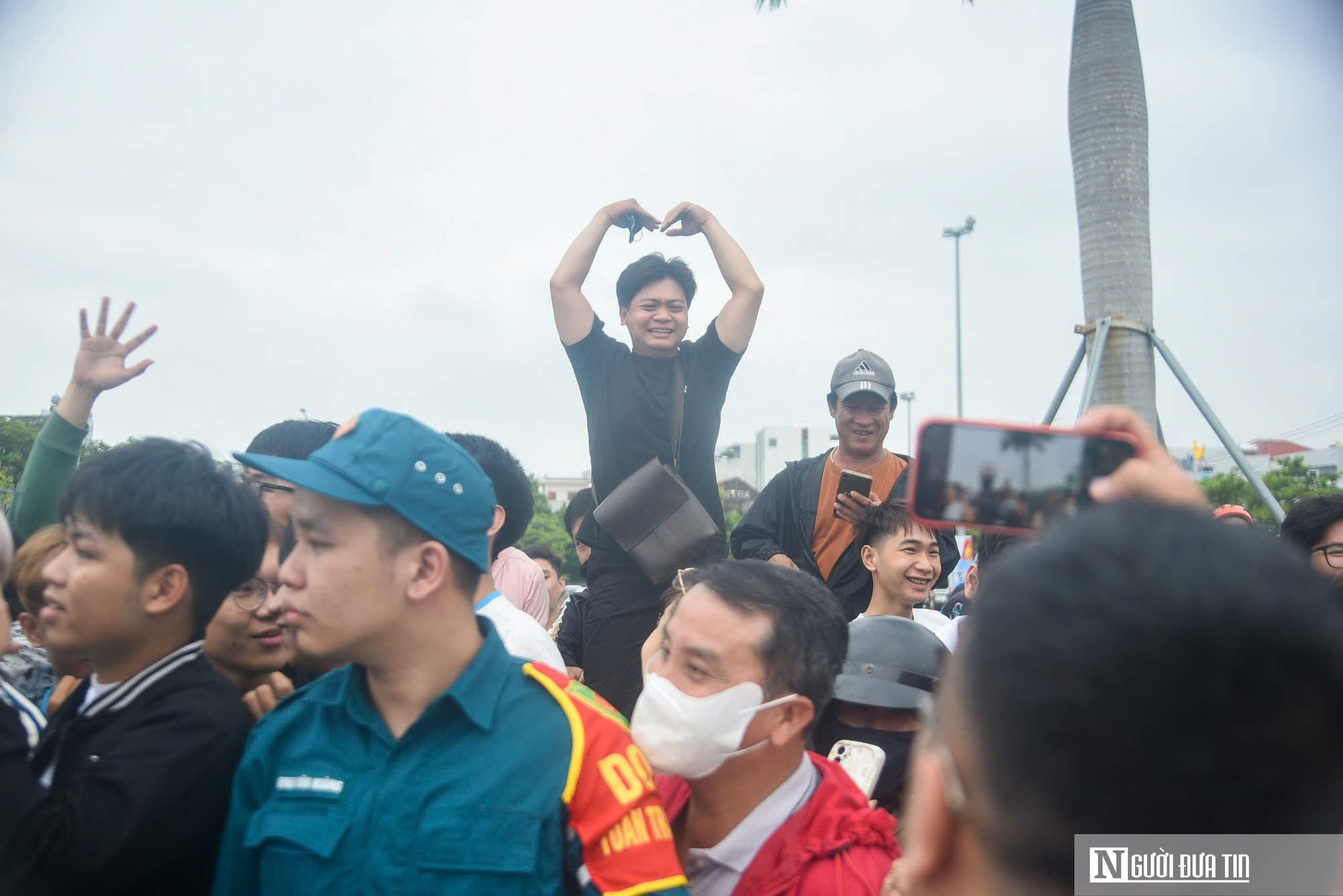 Trang trọng, xúc động ngày hội tòng quân cho hàng ngàn thanh niên Đà Nẵng- Ảnh 15. Trang trọng, xúc động ngày hội tòng quân cho hàng ngàn thanh niên Đà Nẵng- Ảnh 15.