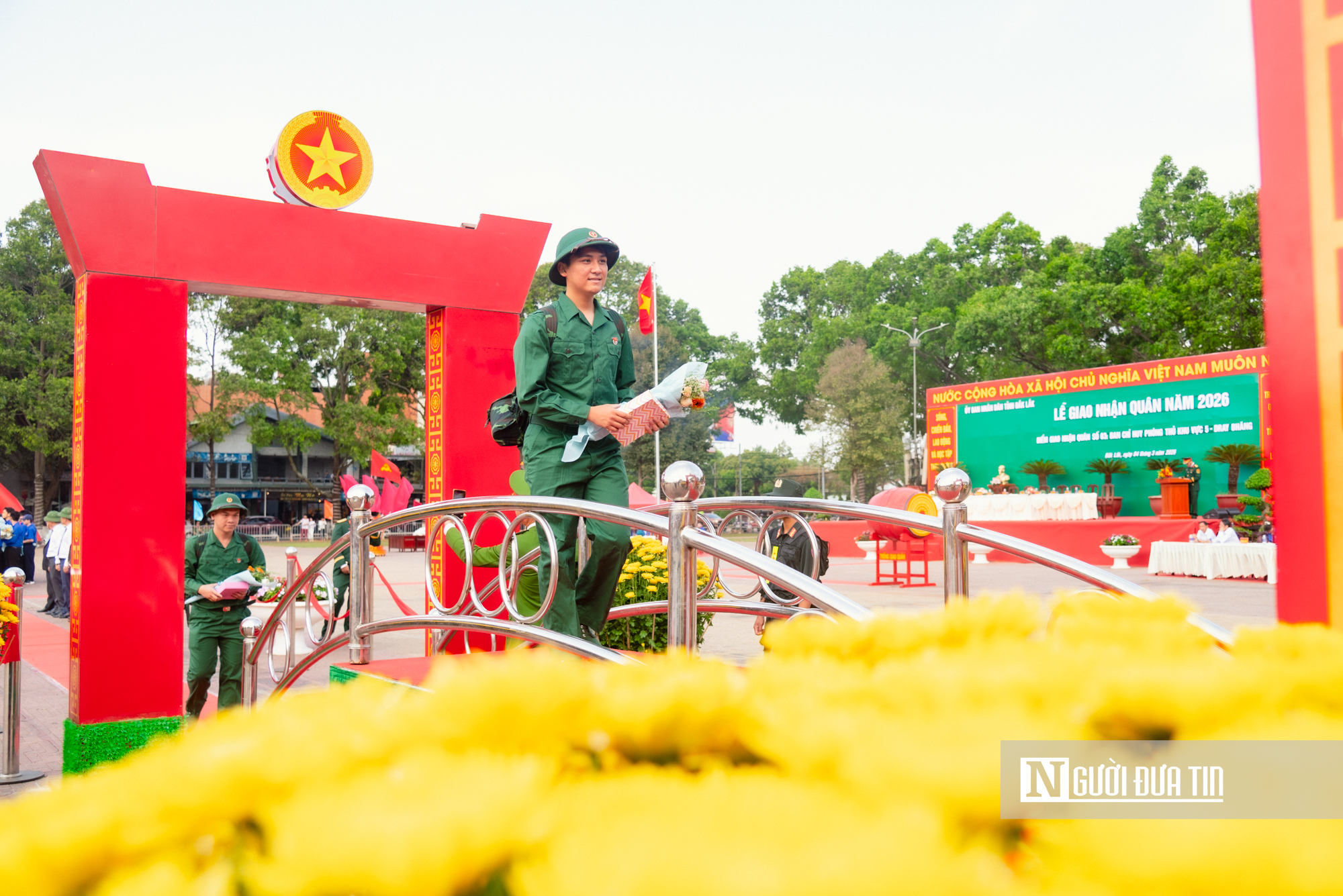 Gần 5.500 thanh niên Đắk Lắk lên đường thực hiện nghĩa vụ quân sự- Ảnh 7. Gần 5.500 thanh niên Đắk Lắk lên đường thực hiện nghĩa vụ quân sự- Ảnh 7.