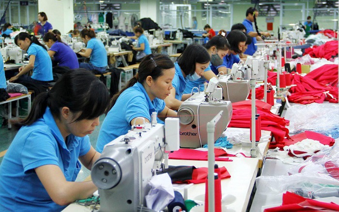 Bộ Công Thương sẽ xử lý nghiêm hành vi găm hàng, đẩy giá xăng dầu- Ảnh 1.