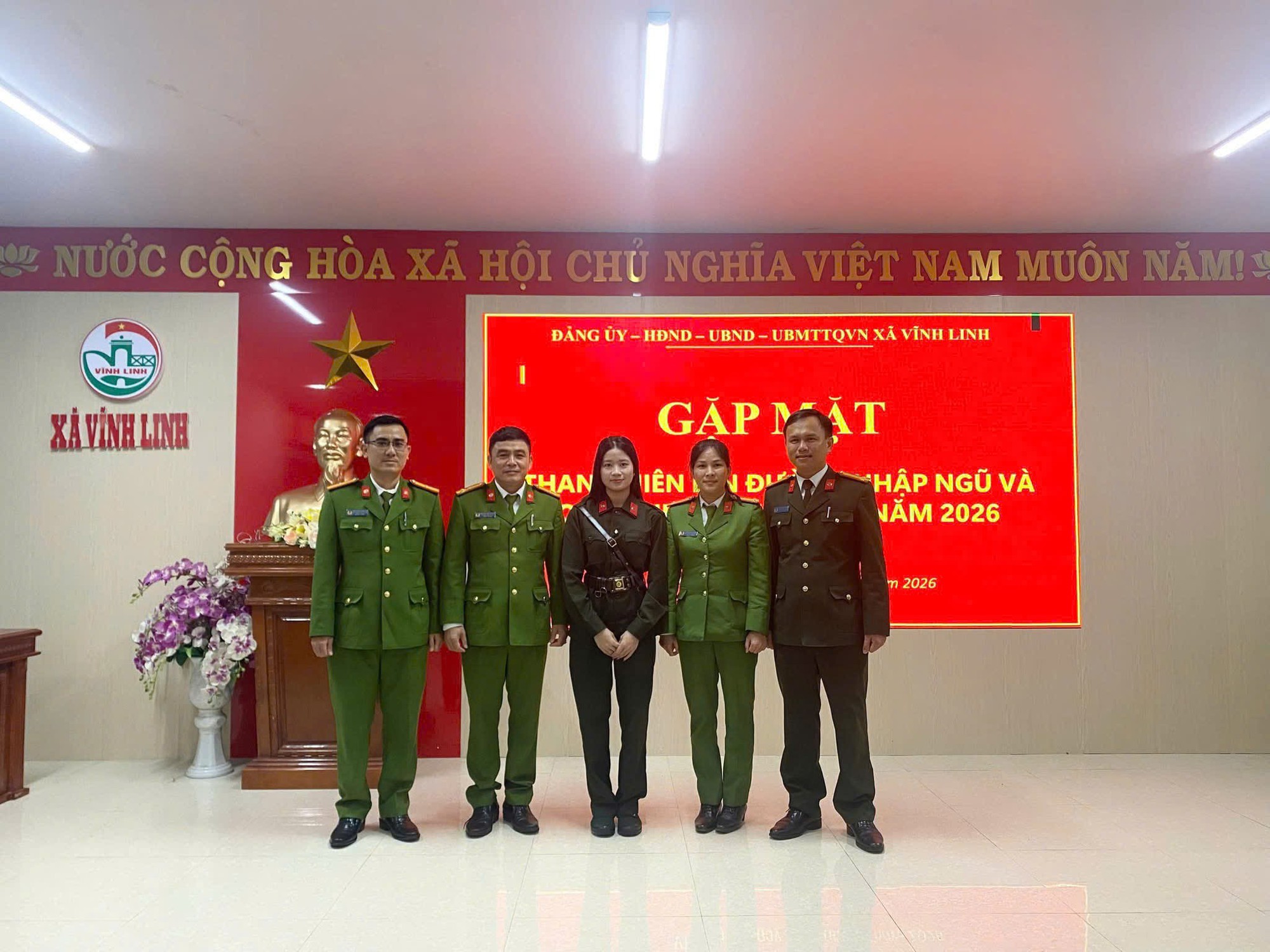 Nữ dược sĩ xung phong nhập ngũ và hành trình viết tiếp ước mơ- Ảnh 3.