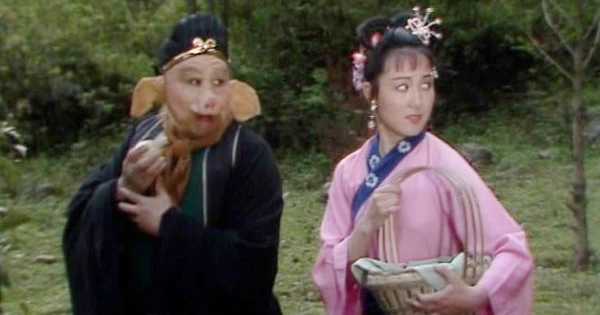 Cô thôn nữ đen đủi trong 