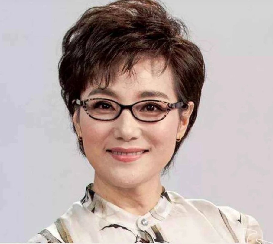 Cô thôn nữ đen đủi trong 