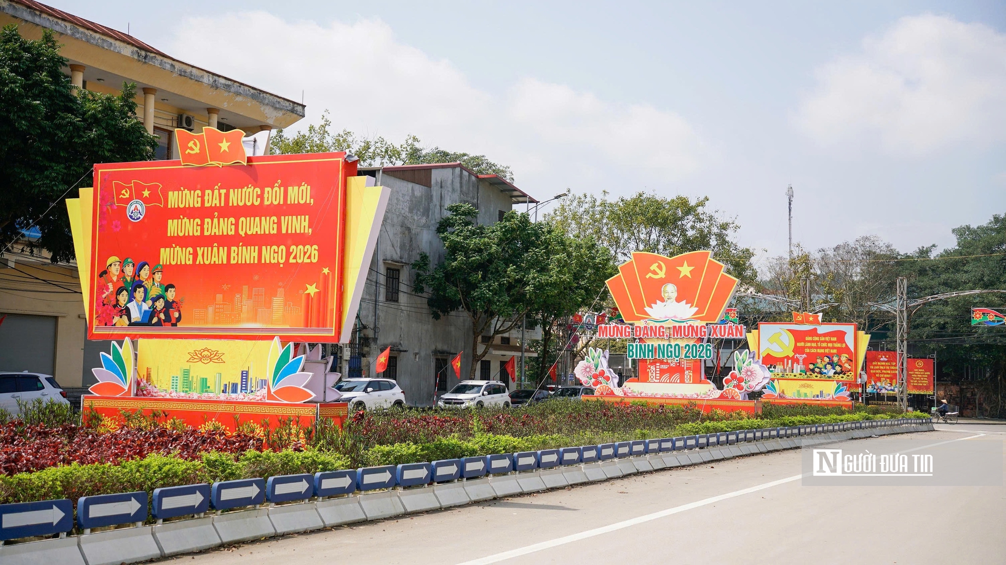 Lạng Sơn ngập tr&agrave;n sắc đỏ cờ hoa hướng tới ng&agrave;y bầu cử- Ảnh 1.