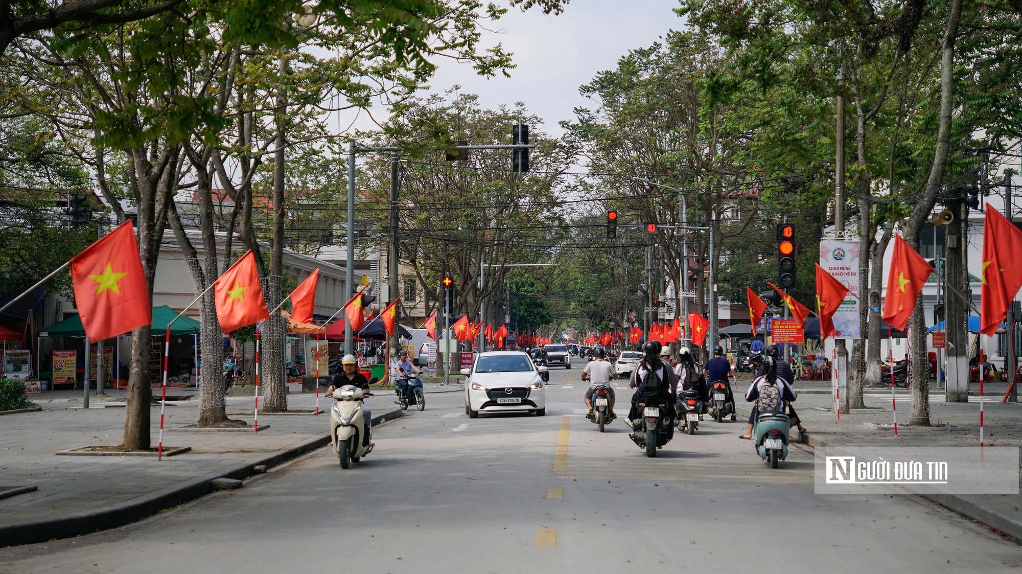 Lạng Sơn ngập tr&agrave;n sắc đỏ cờ hoa hướng tới ng&agrave;y bầu cử- Ảnh 7.