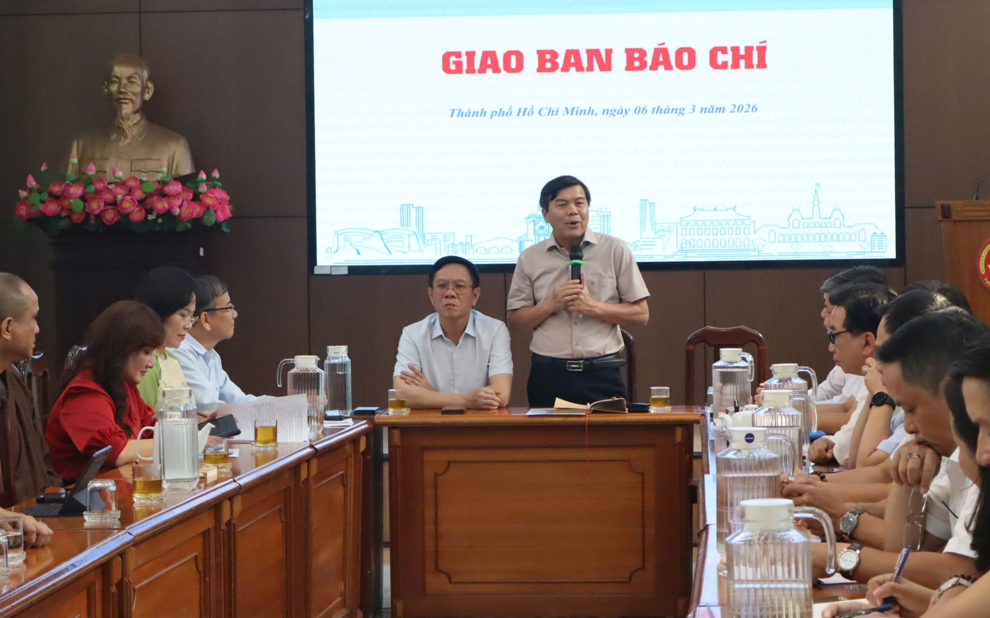 TP.HCM phát clip hướng dẫn cử tri, phân khung giờ bỏ phiếu tại điểm đông người