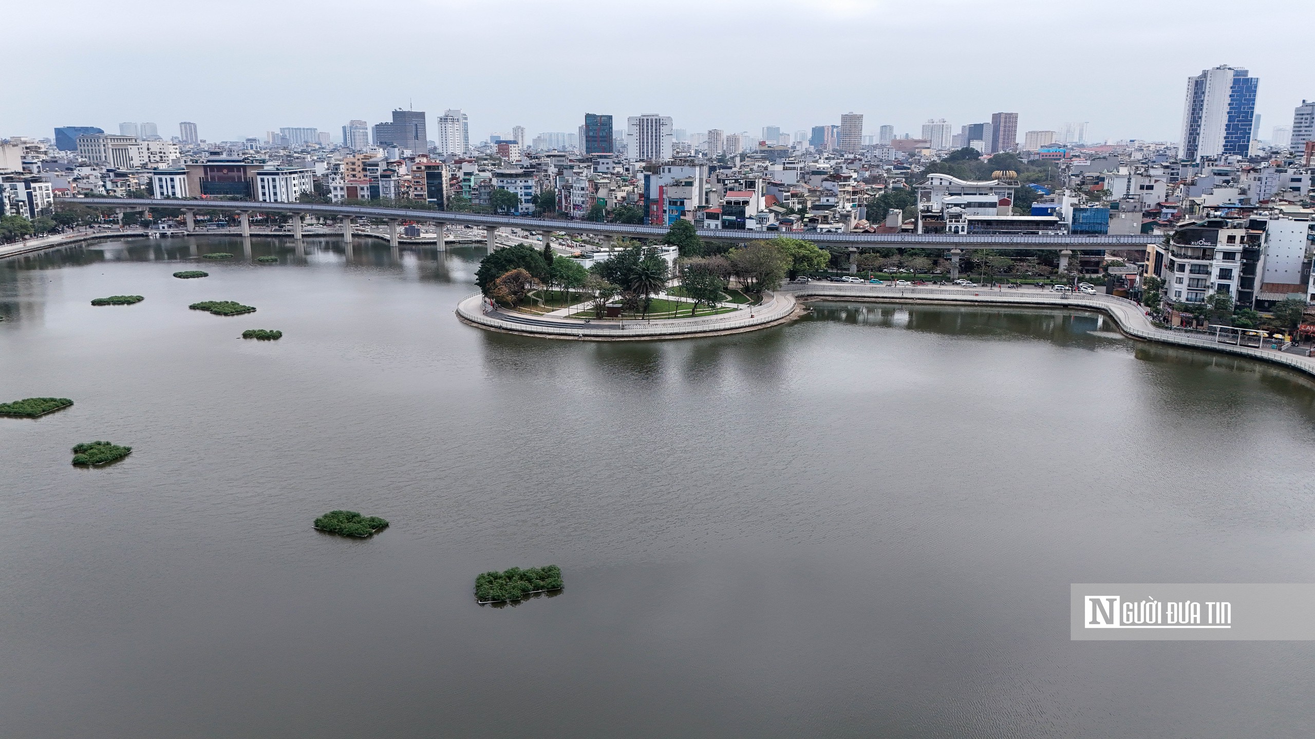 H&agrave; Nội: Cận cảnh c&ocirc;ng tr&igrave;nh ch&agrave;o mừng bầu cử - Ảnh 3.